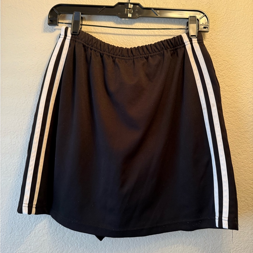 SOLD Vintage Athletic style skort